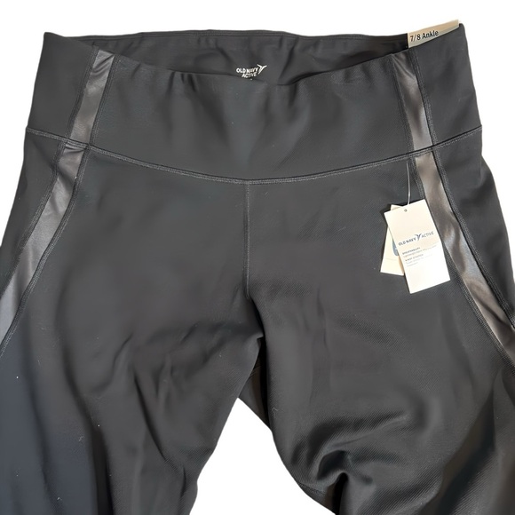 Old Navy Black Activewear High Rise Ankle Edgy Street Leggings 4 Way Stretch XXL - Picture 5 of 8